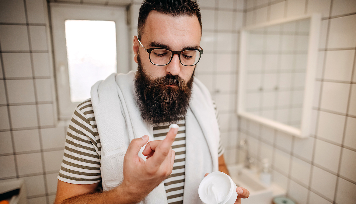 5 basic skin care products that every dad could use