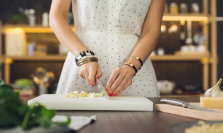 How to store garlic to last as long as possible