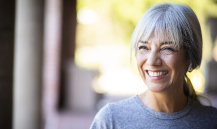 Neutrogena Hydroboost eye cream for smoothing wrinkles