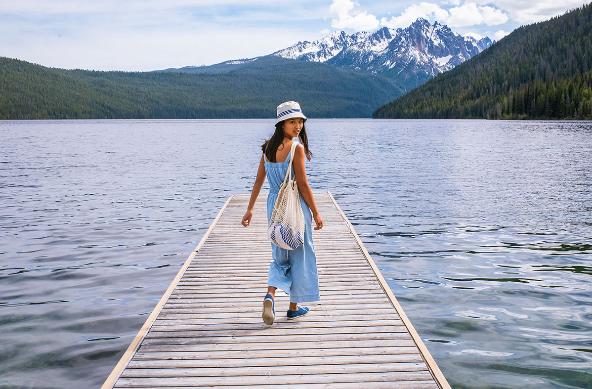 The 7 Best Bucket Women Hats (for Style & Protection) in 2022